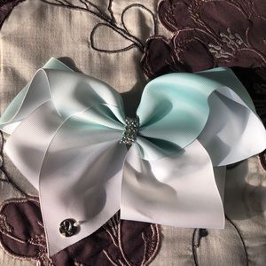 Large JoJo Siwa bow